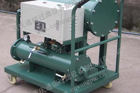 厂家剖析：：：轻质油聚结疏散式滤油机